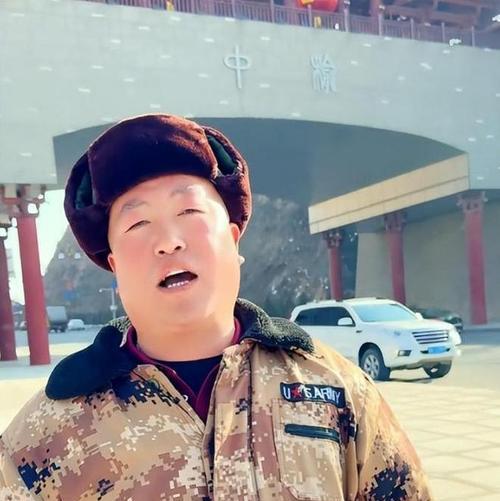 无尽空间2（解决游戏中人群过多的问题）  第3张